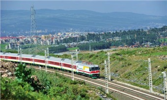 埃塞交通部长称赞中企运营亚吉铁路成效显著